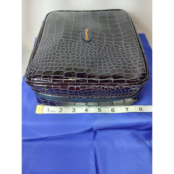 SeneGence Croc Design Distributor Makeup Binder Case - Picture 10 of 10